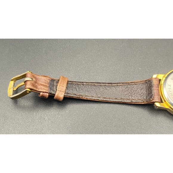 Quartex Delta Impex Womens Watch Gold Tone Case Brown Leather Band New Battery - Picture 6 of 8